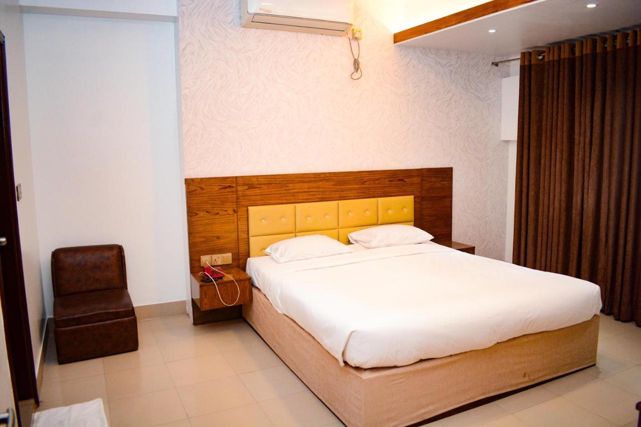 The Alina Hotel & Suites Csittagong Kültér fotó