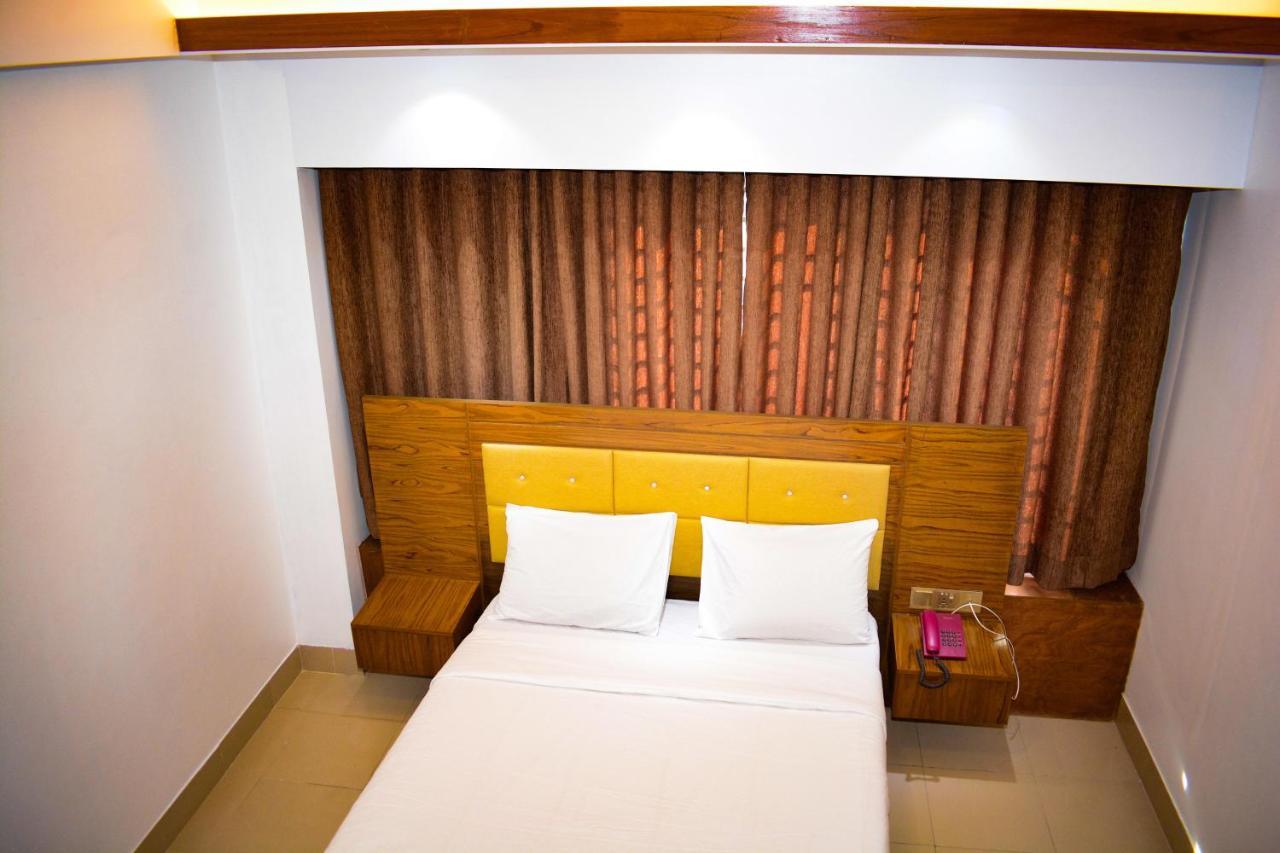 The Alina Hotel & Suites Csittagong Kültér fotó